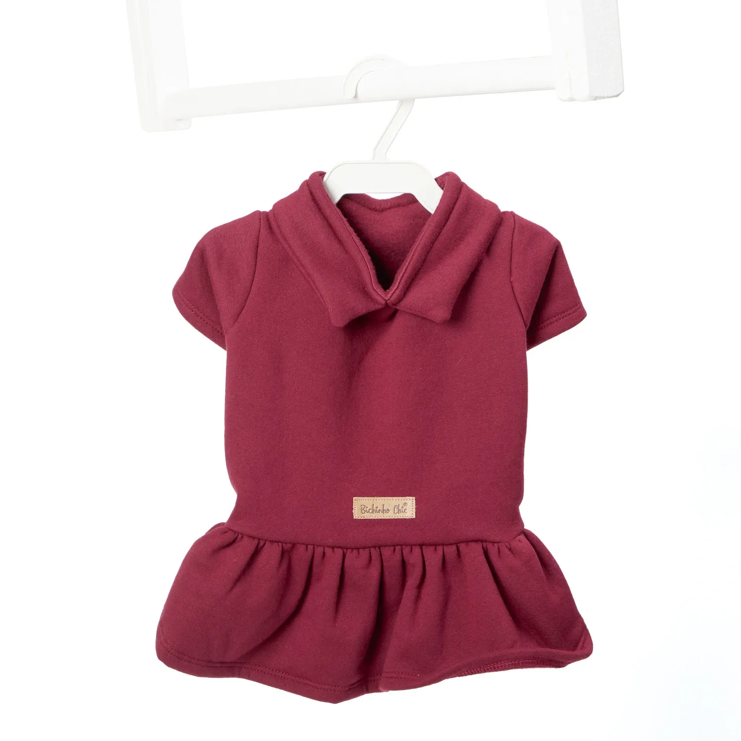 Vestido de Moletom Bichinho Chic Vinho no cabide-01
